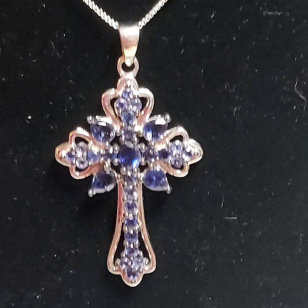 IOLITE CROSS PENDANT